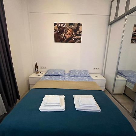 Apartamento Centrally Located, 2+1 House In Taksim, Cihangir Estambul Exterior foto