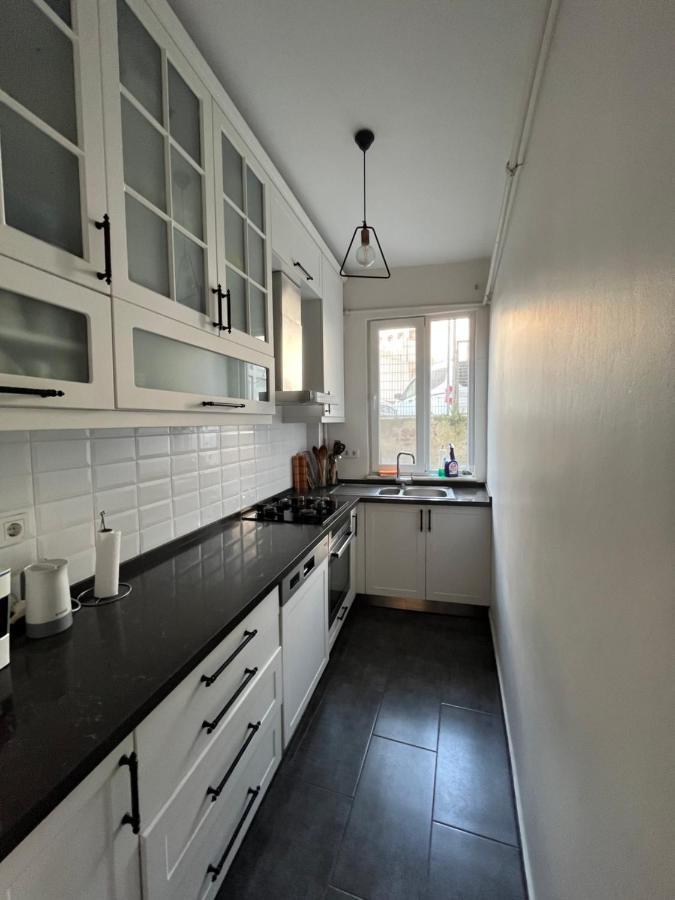 Apartamento Centrally Located, 2+1 House In Taksim, Cihangir Estambul Exterior foto