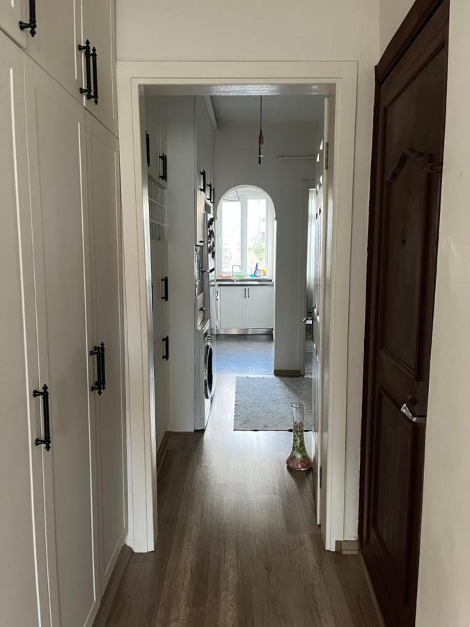 Apartamento Centrally Located, 2+1 House In Taksim, Cihangir Estambul Exterior foto